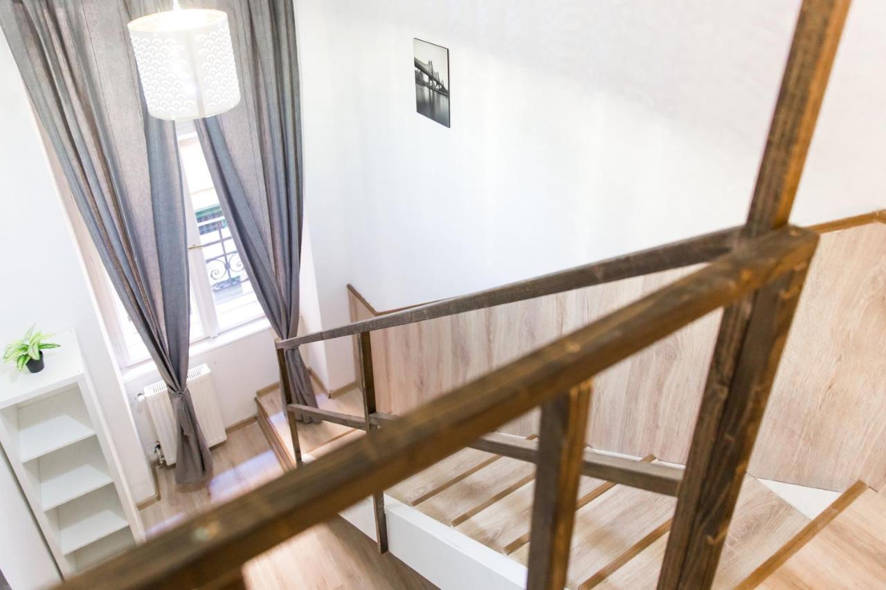 Апартаменти Central Budget Lofts Будапешт Екстер'єр фото